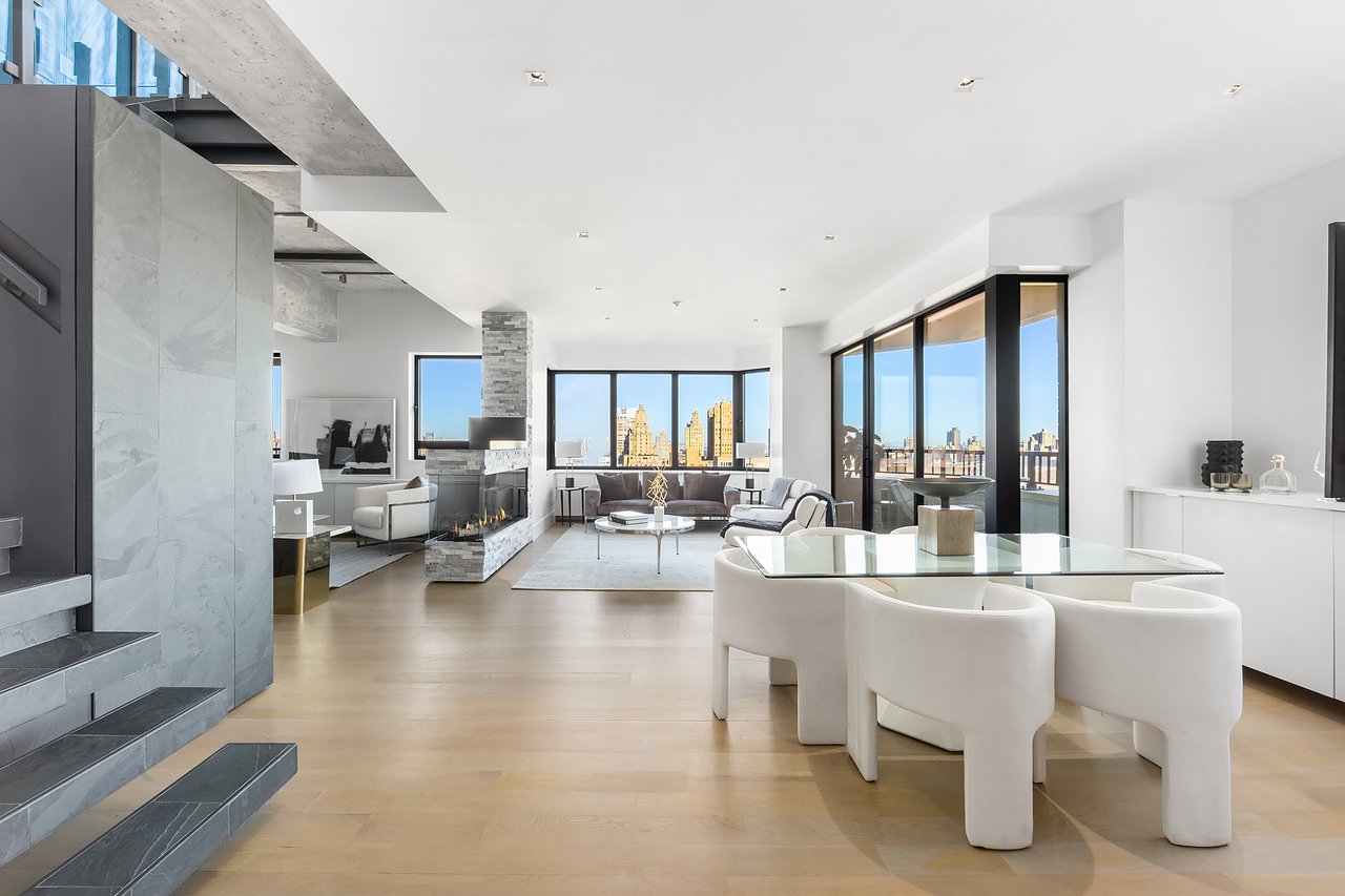  22 West 66th Street Unit: PH25-26