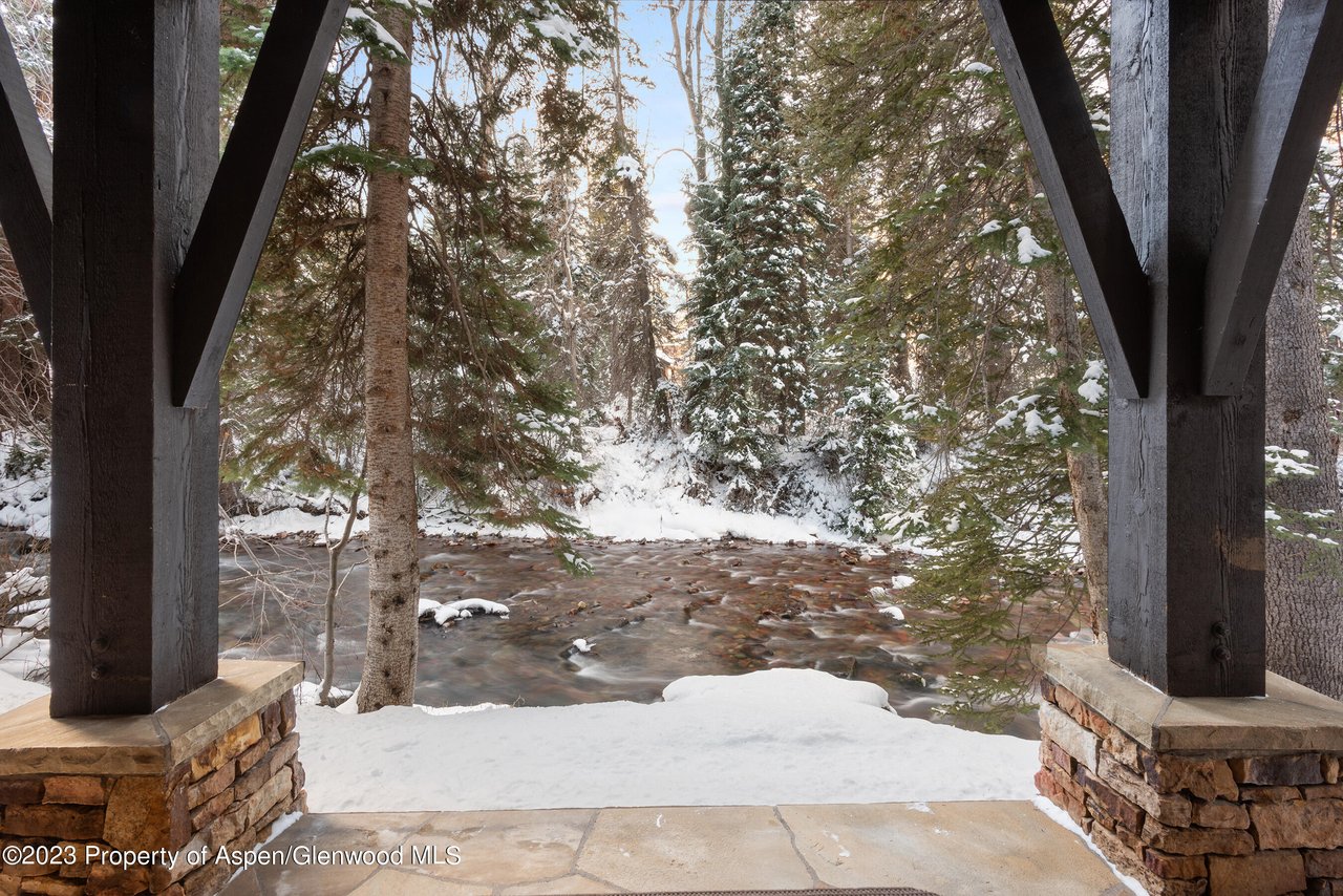 1819 Maroon Creek Road