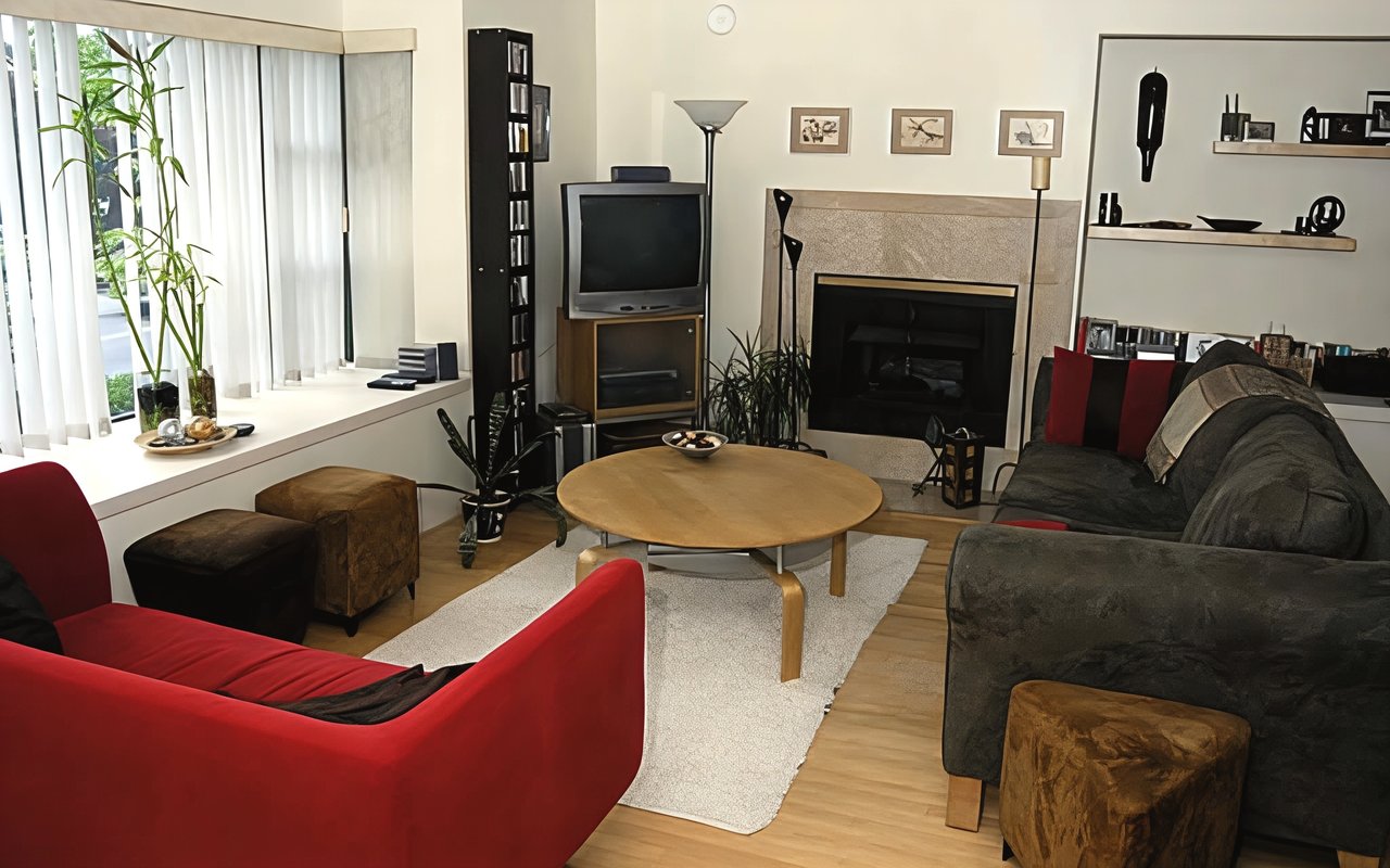 905 W 16th Ave