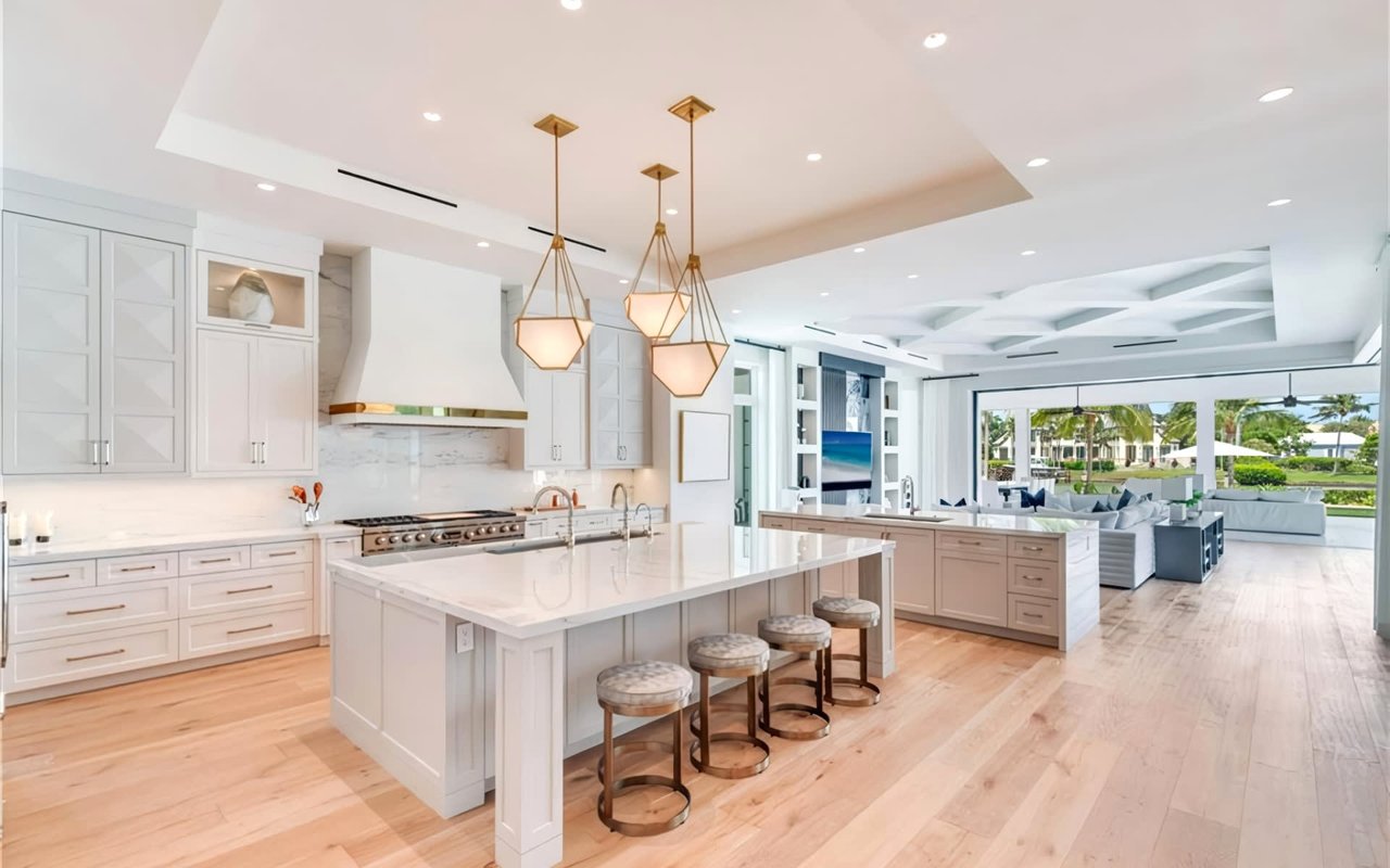 Home Remodel Tips for a Successful Renovation: Expert Advice from Moorings Real Estate Specialists