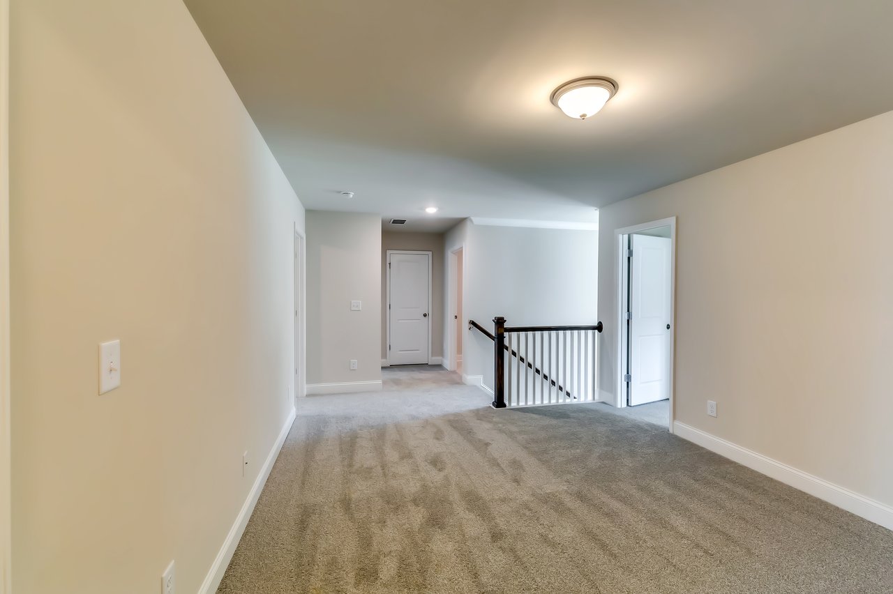 407 Shoals Trl
