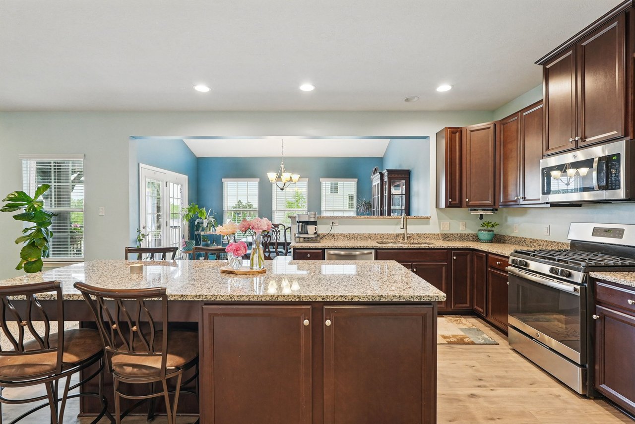 407 Isabella Ct
