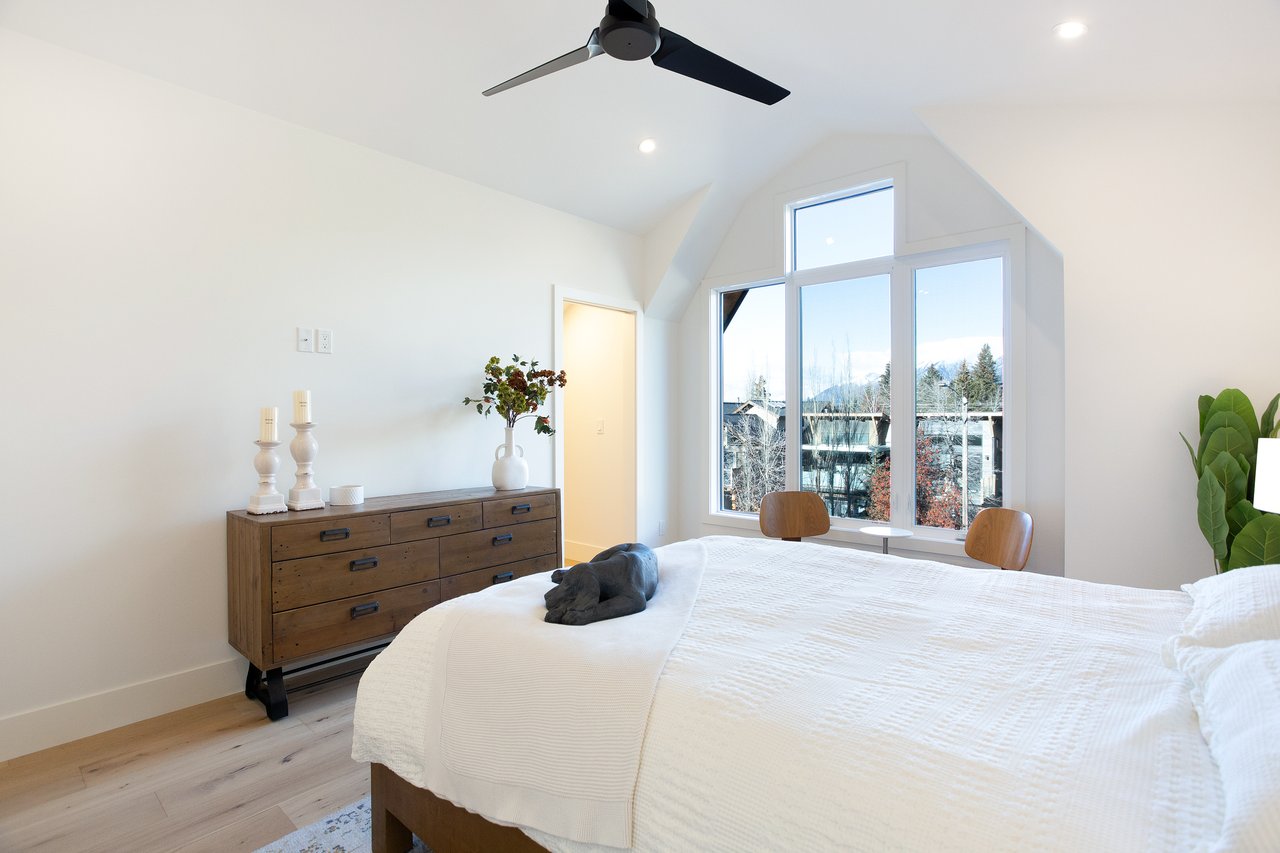 3(NW) 617 4th Street