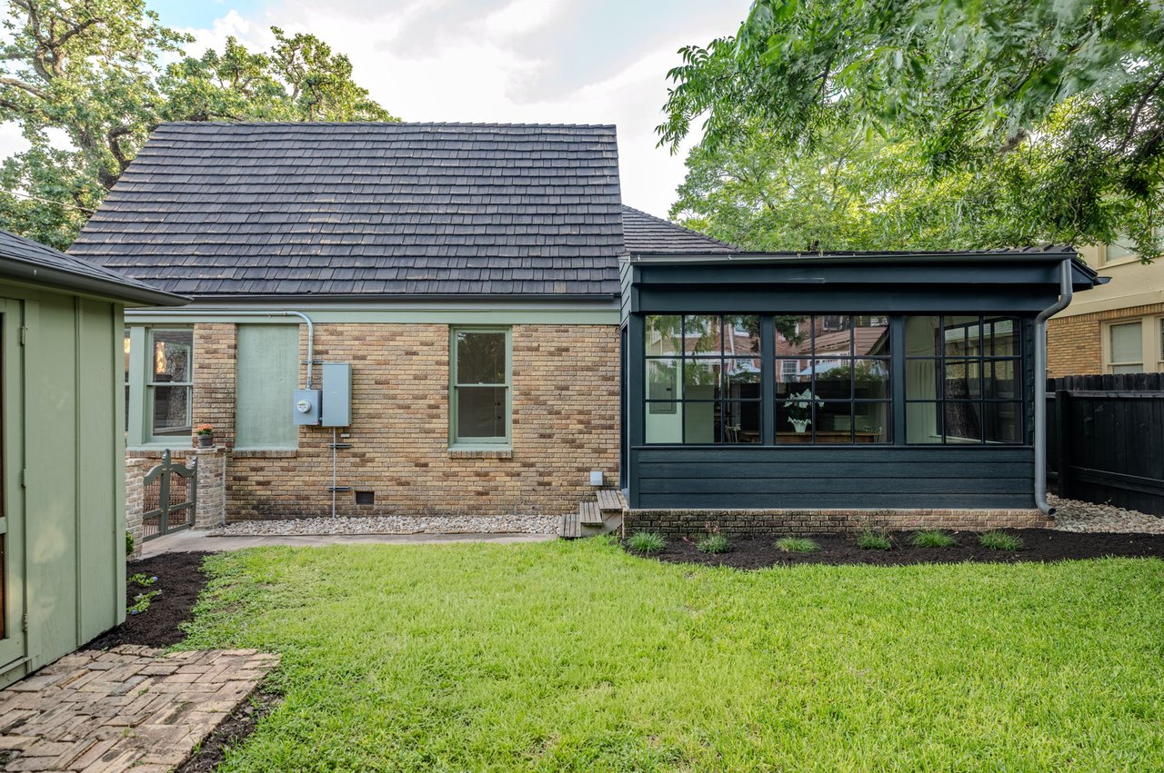 106 Laurel Lane