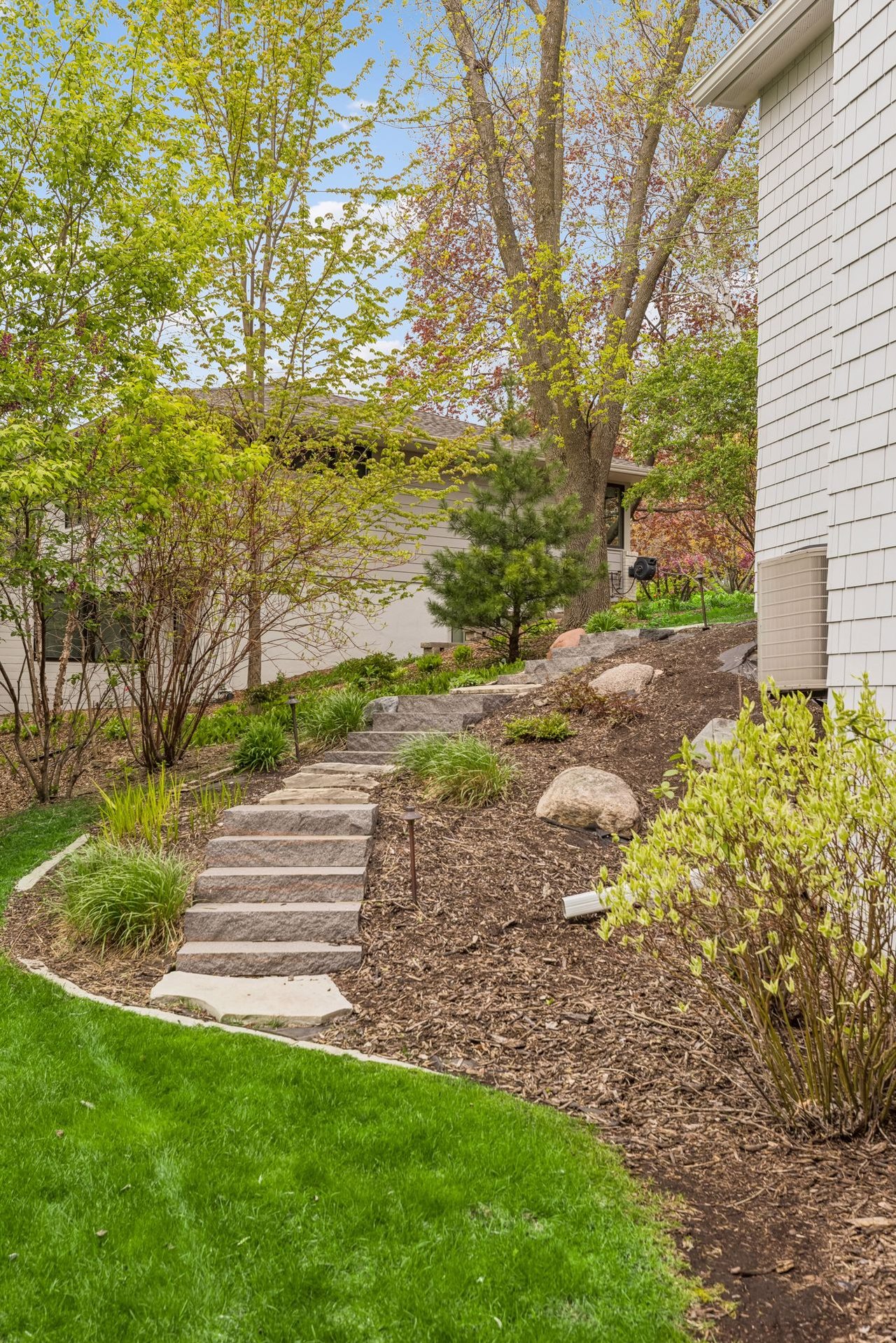 5116 Skyline Drive, Edina