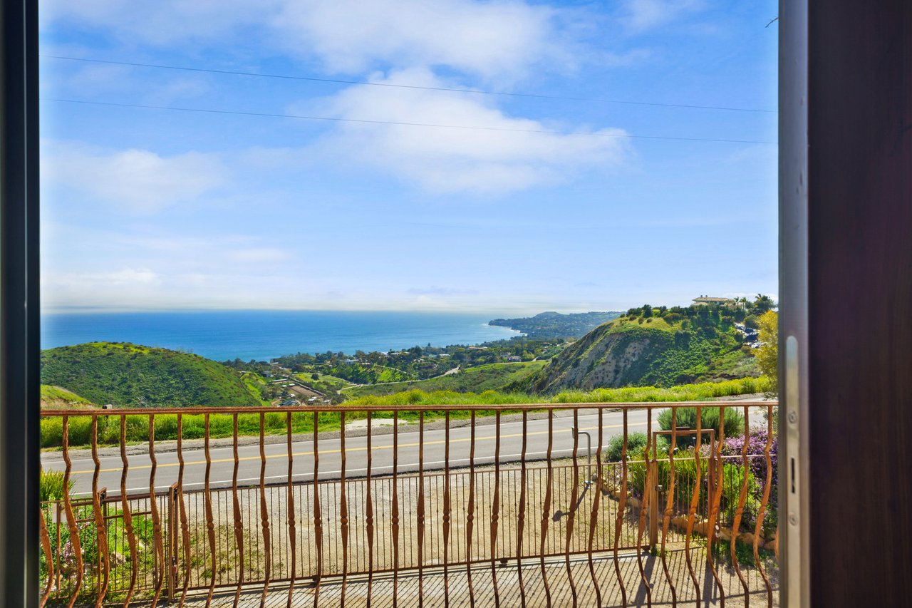 4800 Latigo Canyon Rd