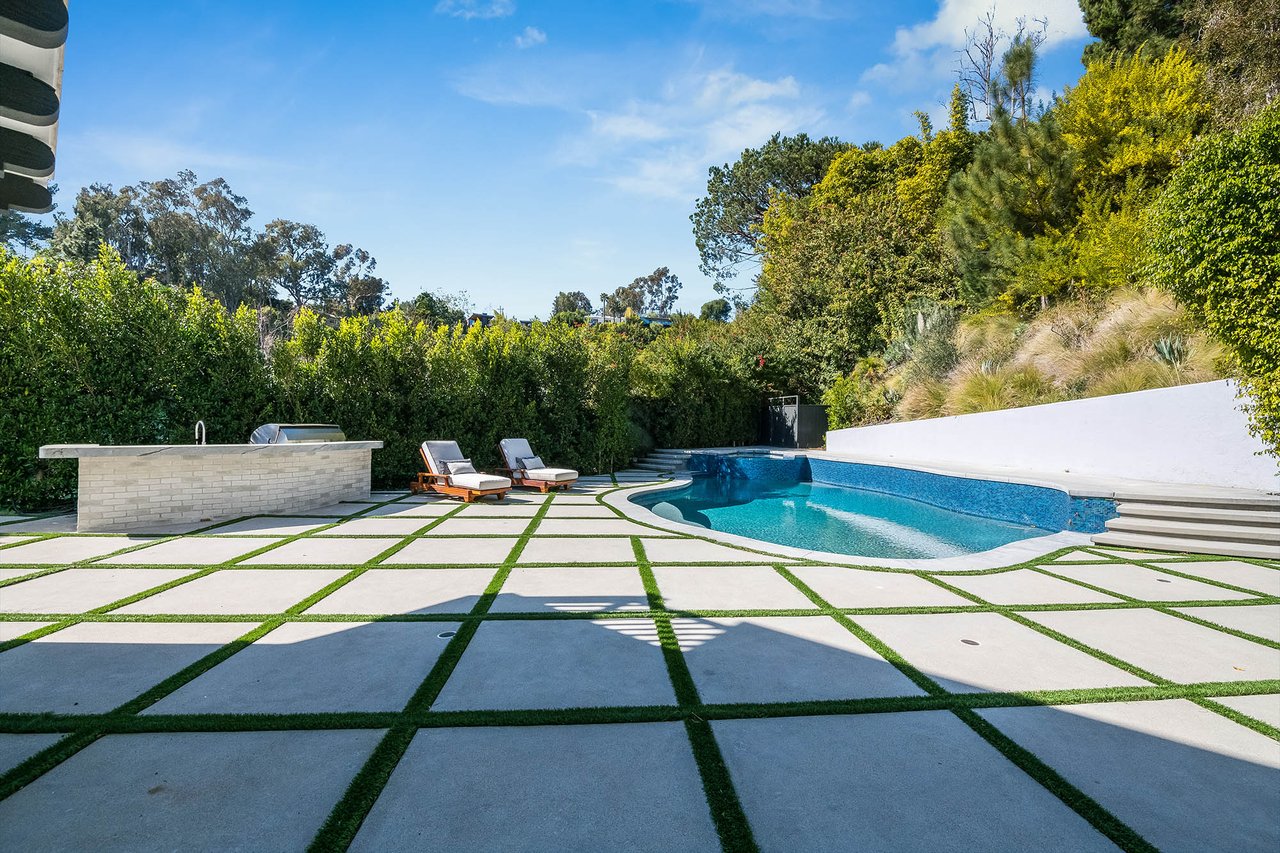 1348 Marinette Rd, Pacific Palisades 