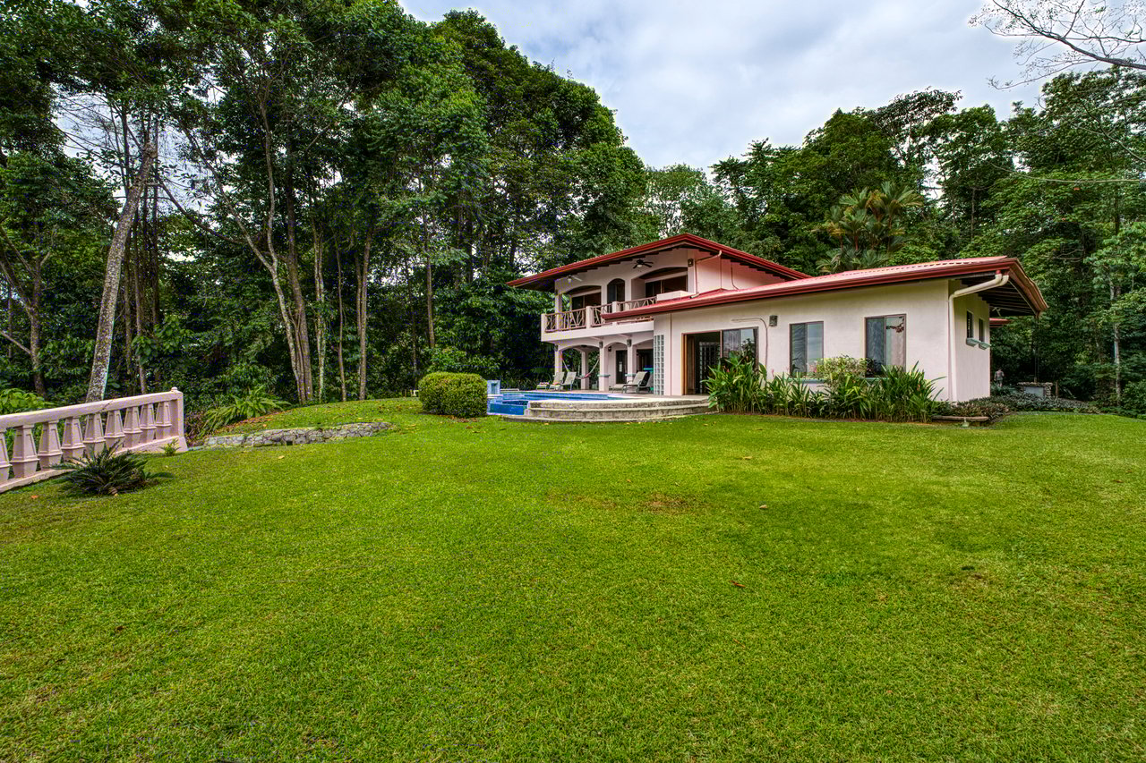 Ocean View home in Ventanas with Privacy