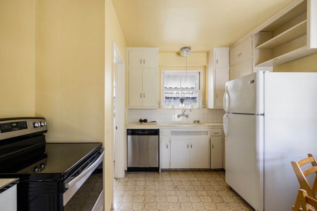 1941 Charming Traditional