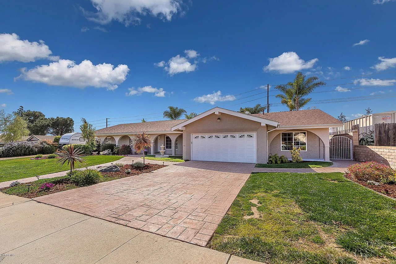 3167 N Goldenspur Dr