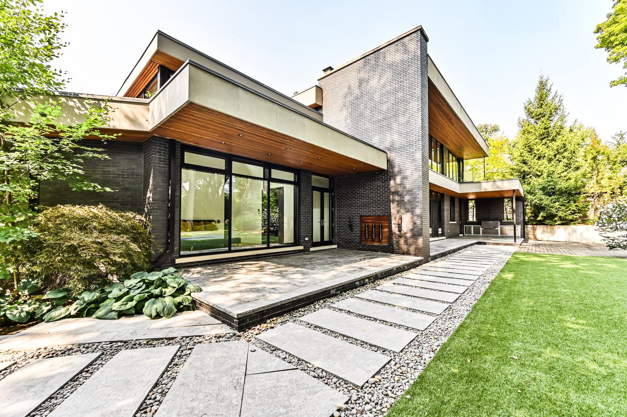 5 Pheasant Lane