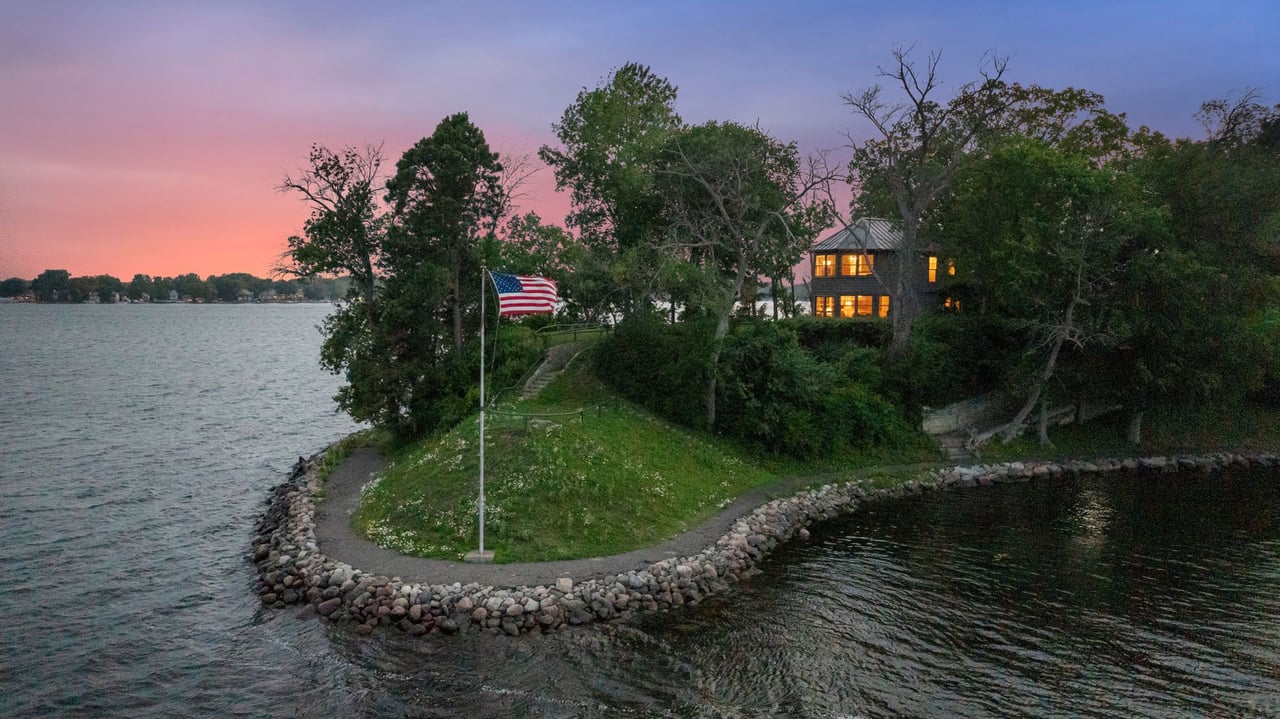 Gale Island Hits Market for $7.25M