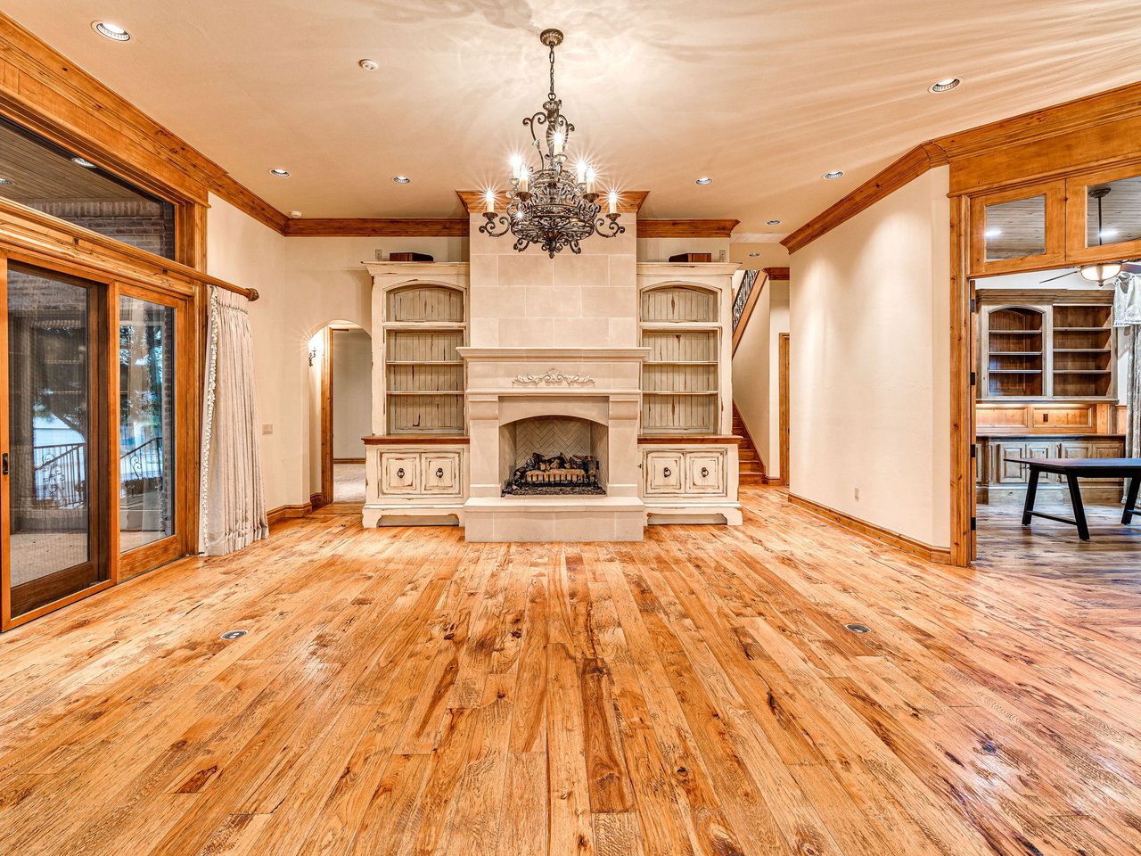 The Listing of the Week: 15613 Via Sierra – Esperanza Addition - Wyatt Poindexter - The Agency Oklahoma