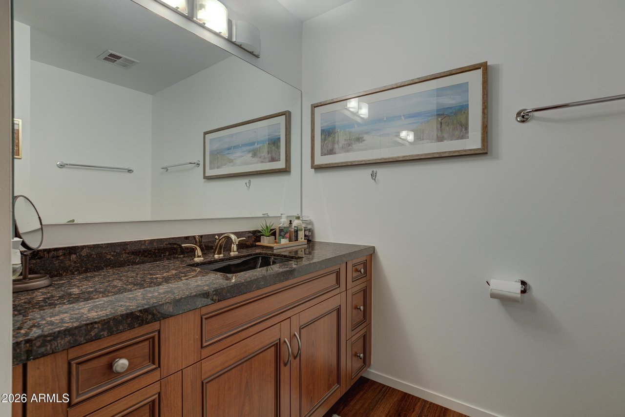 7147 E Rancho Vista Dr, #4007