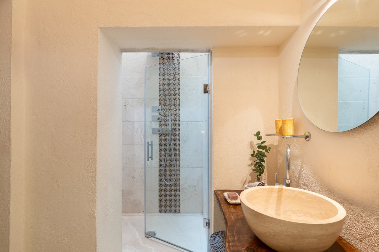 Renovated 18th Century Tuscan Home With Beautiful Hill Views