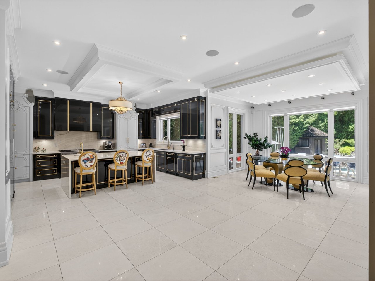 A Rare Ravine Estate