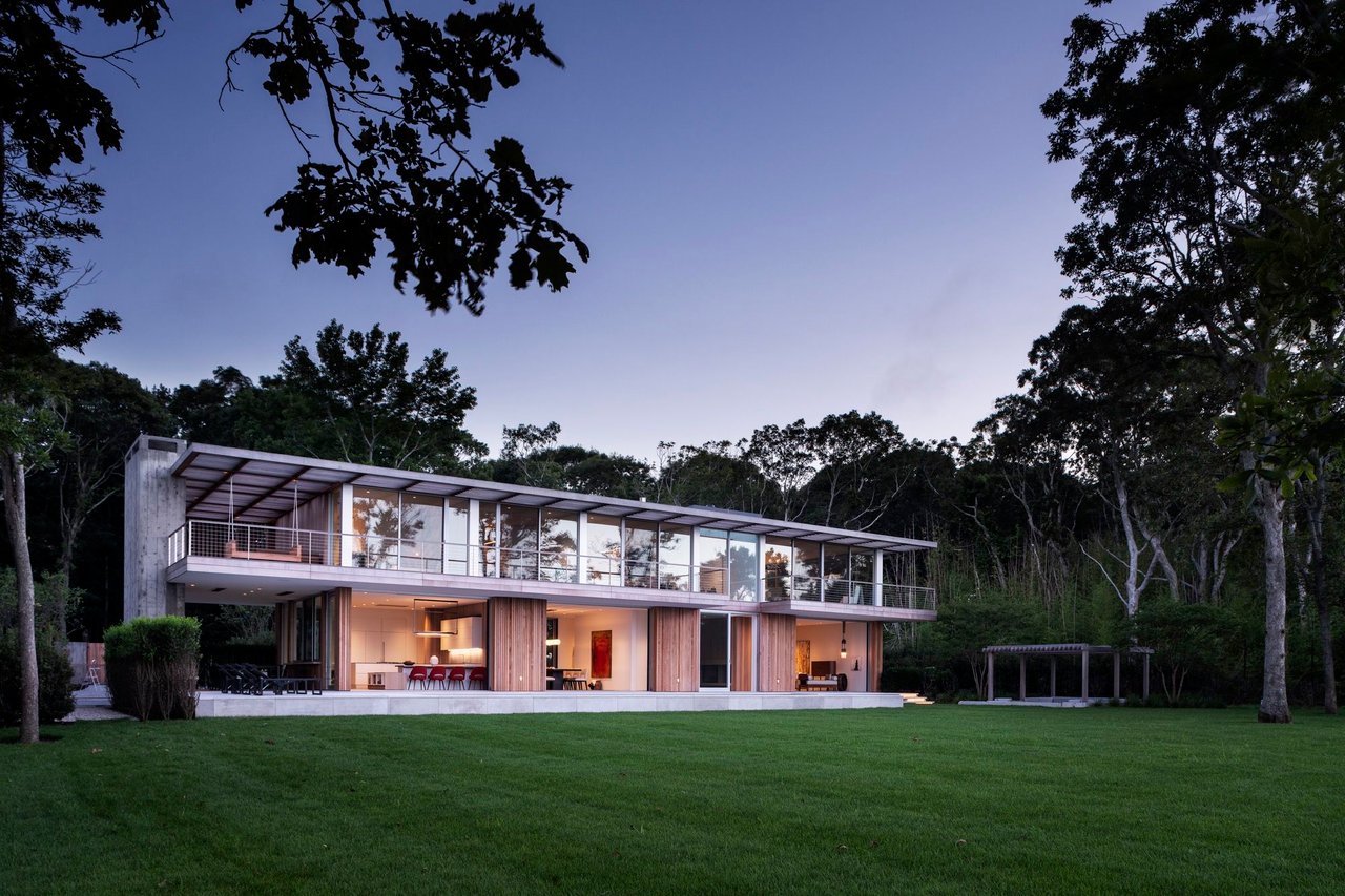 60 Hedges Banks Drive