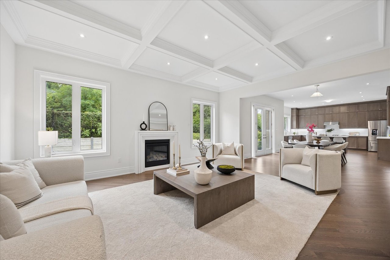 72 Silk Twist Drive, East Gwillimbury