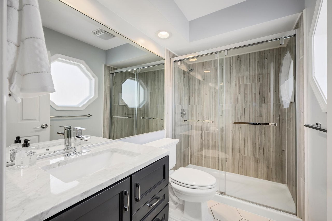 1808 Courtenay Drive, Wheaton IL – Adare Farms Townhome Near Parks, Trails, and Top Schools