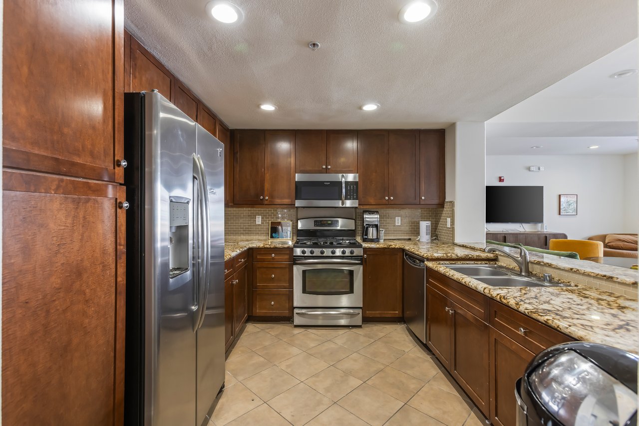 360 W Avenue 26 # 133