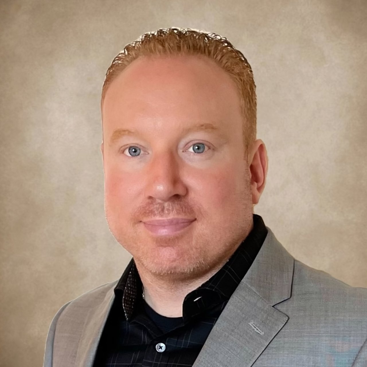 Stephen Cornell Farmington, CT Real Estate Agent Headshot