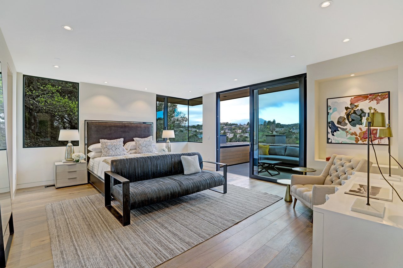 Modern Luxury - Completed in 2020