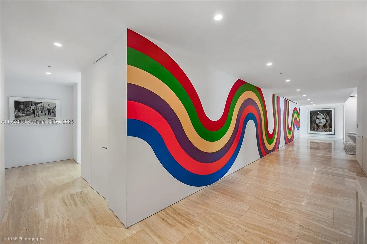 9001 Collins Ave #S-1011