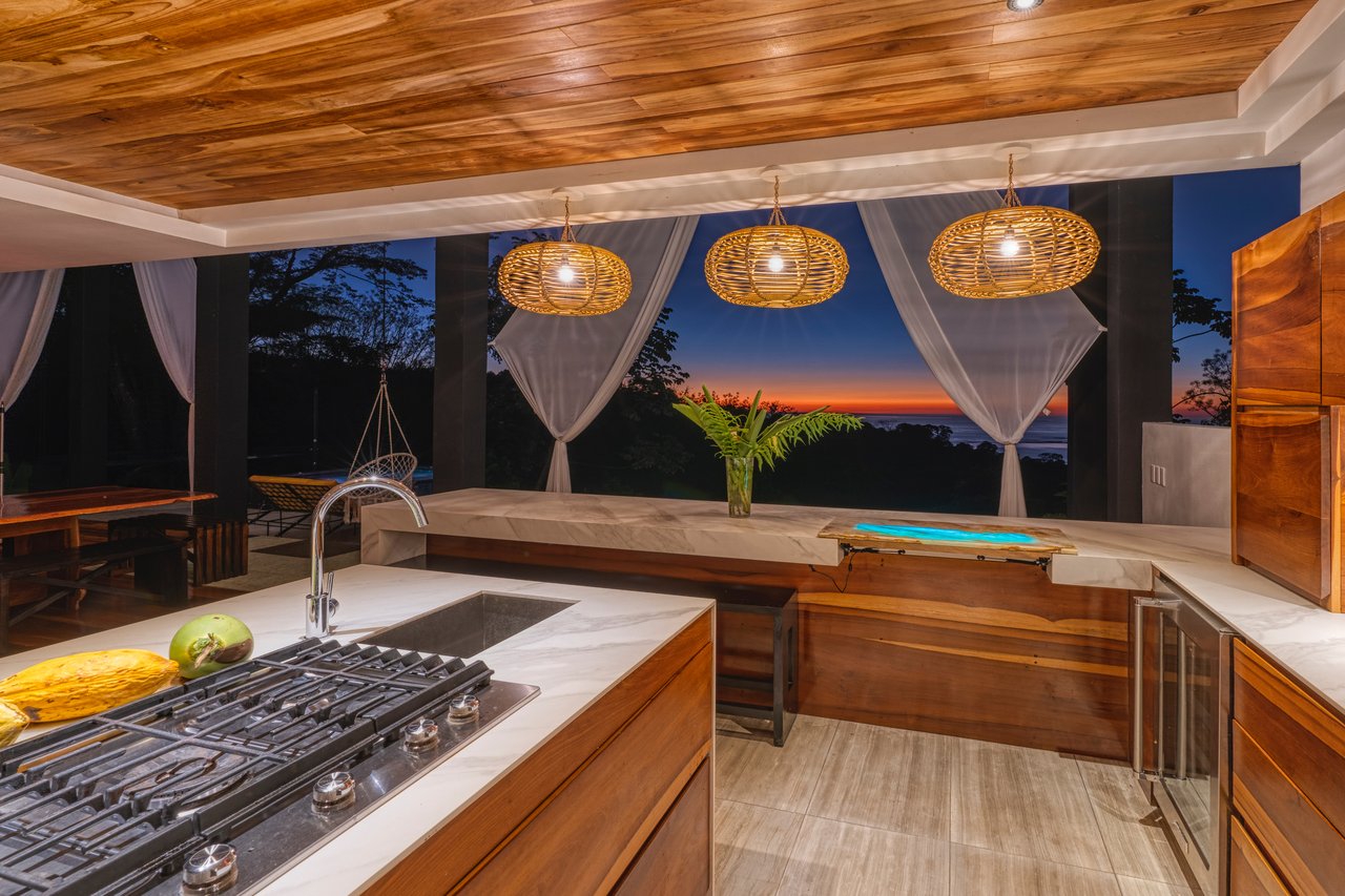 Beauty Villa- Ocean View in Uvita