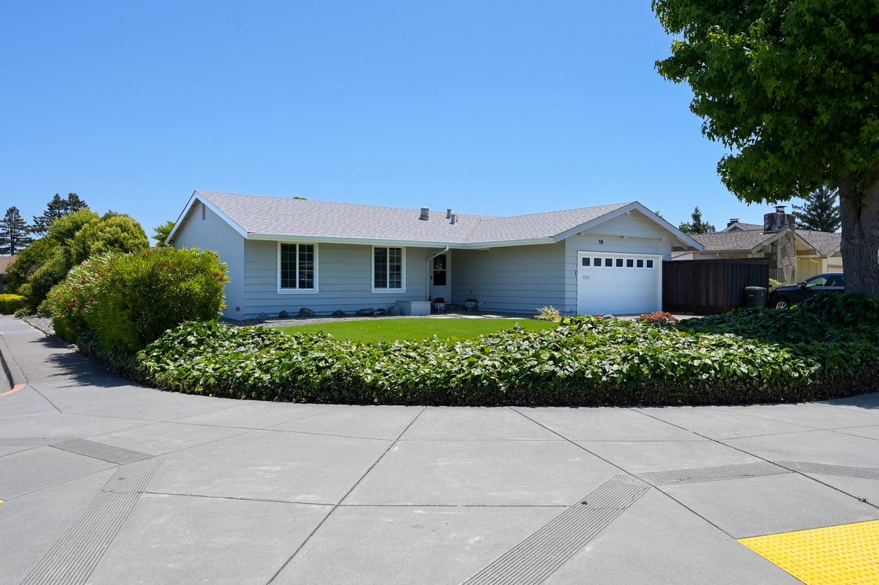 38 San Ramon Way