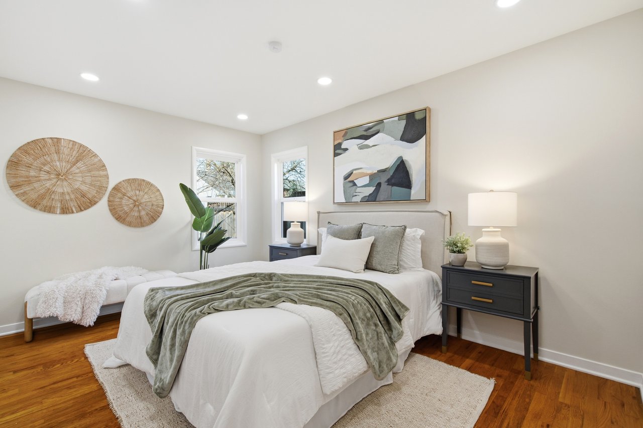 946 Los Padres Boulevard