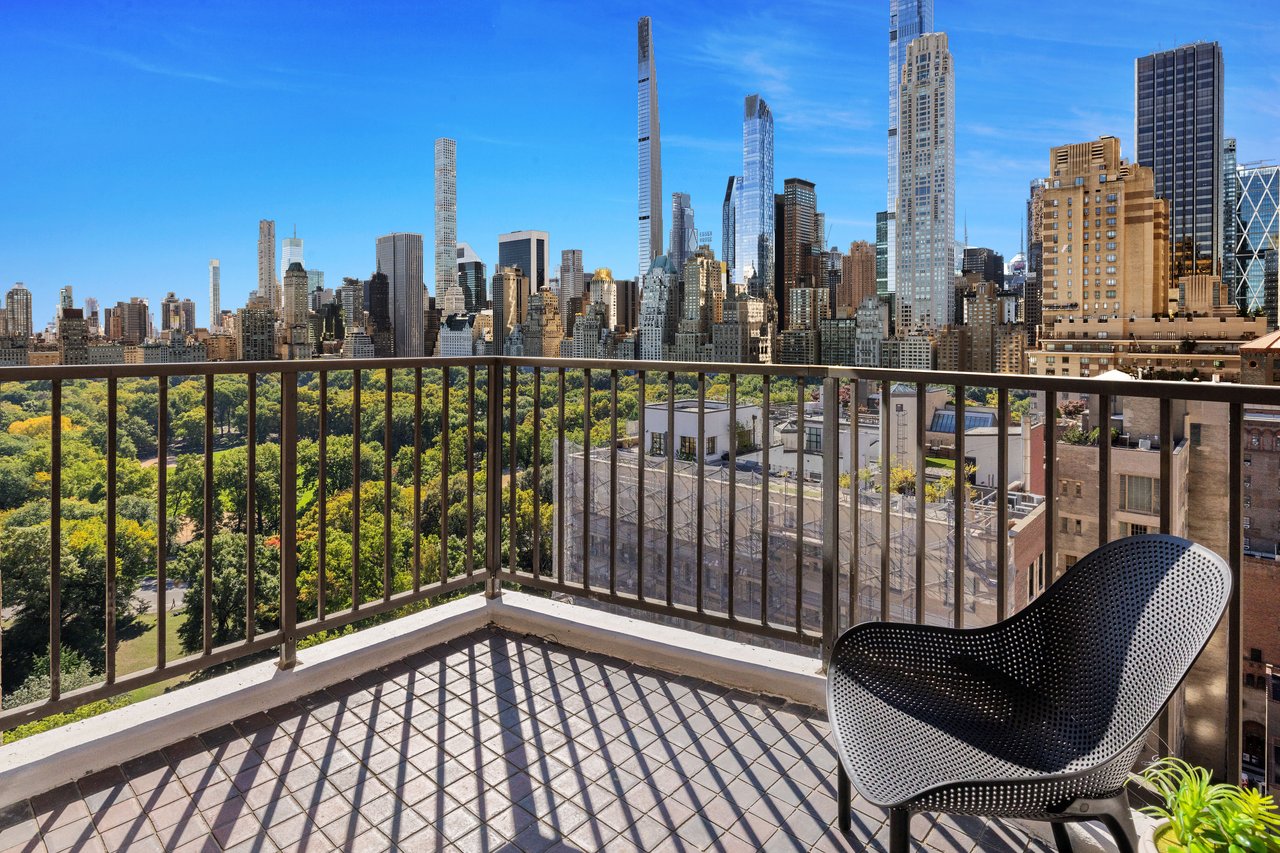 10 West 66th Street, 22K