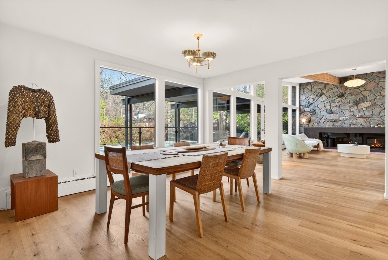 Inspiring MCM Residence