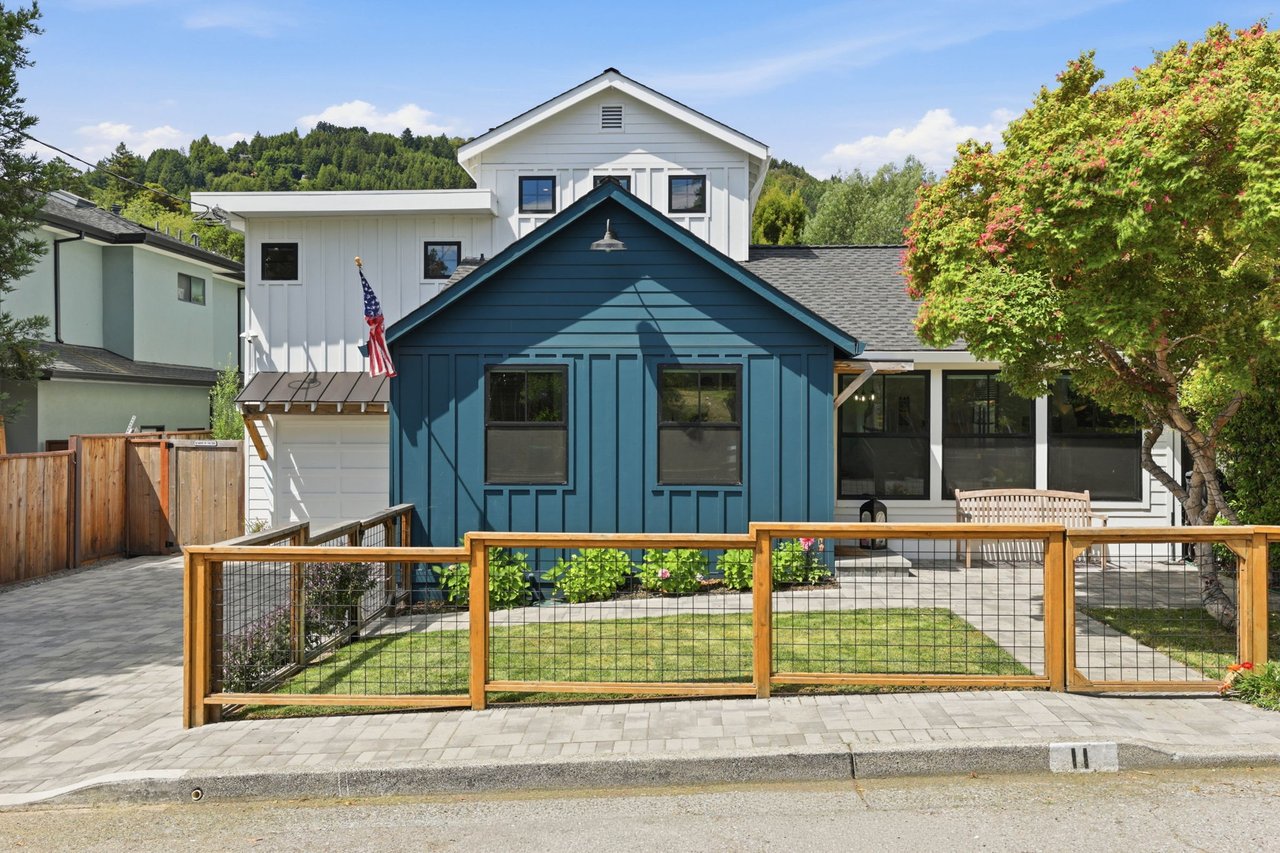 11 Palm Avenue