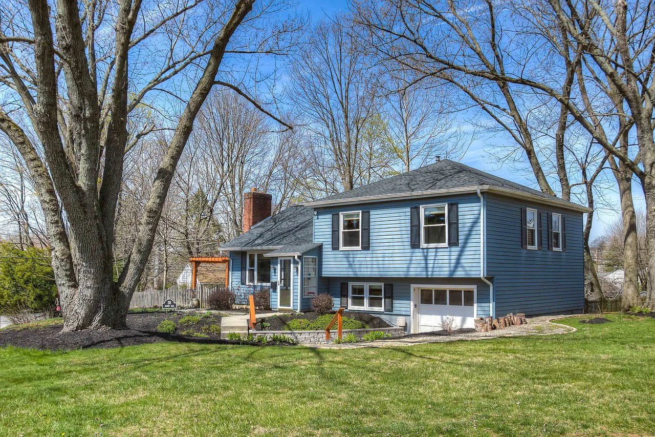 38 Dechert Rd
