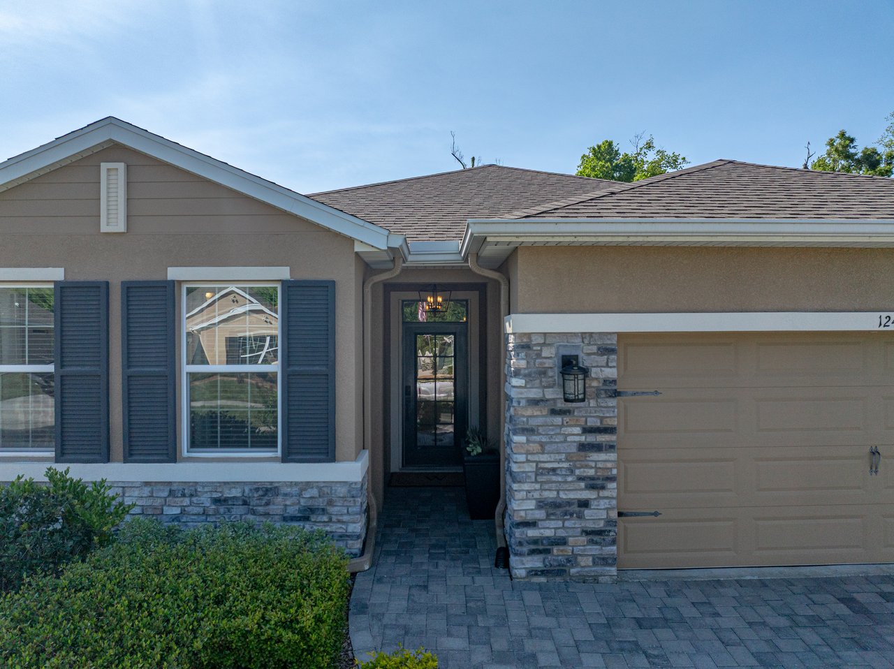 12492 EASTPOINTE DR