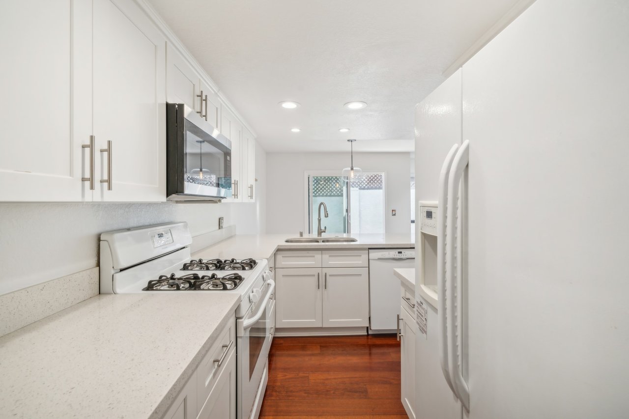 1526 August Lane #4