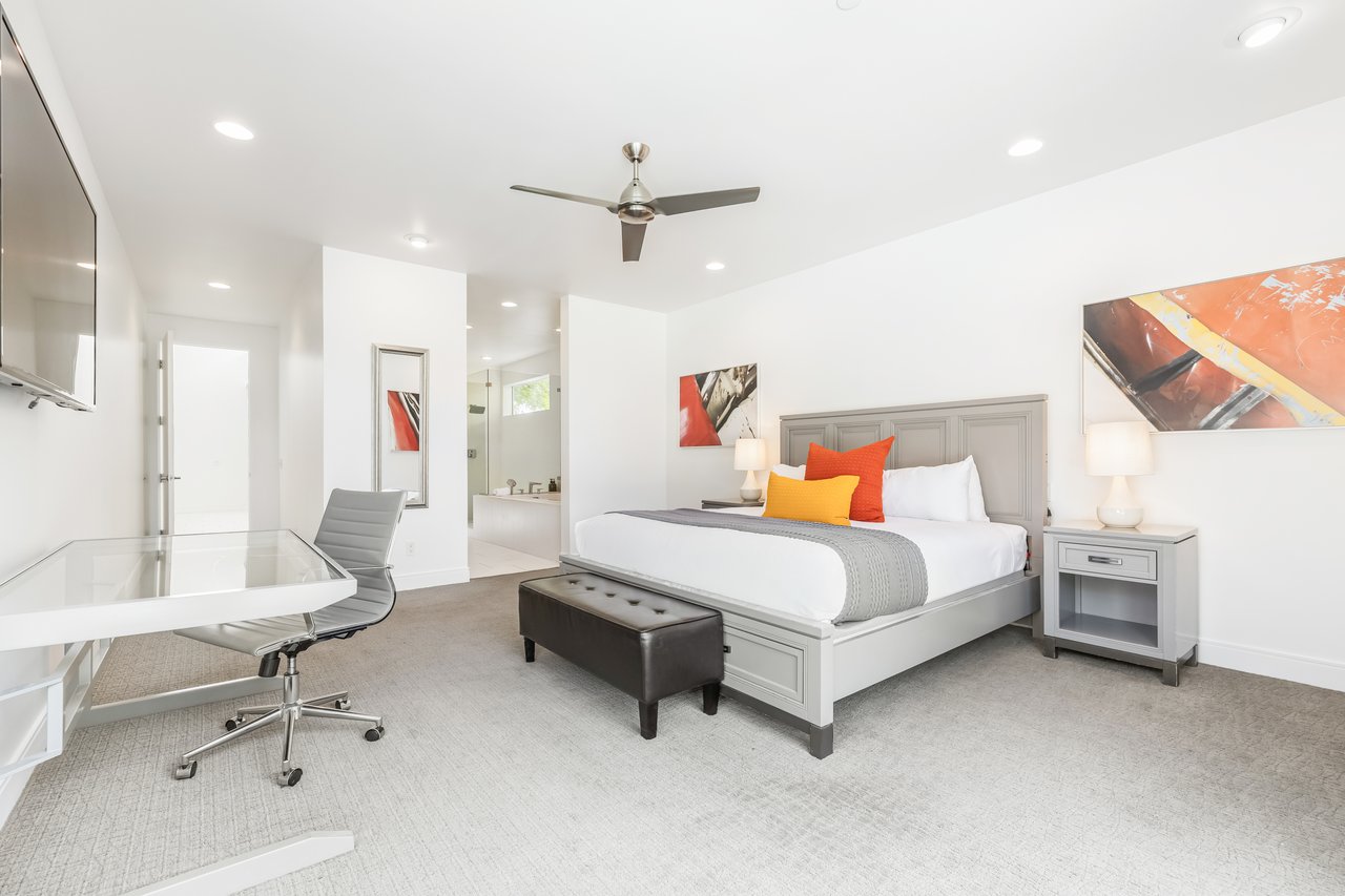 51125 Evangeline Way - Villa 3