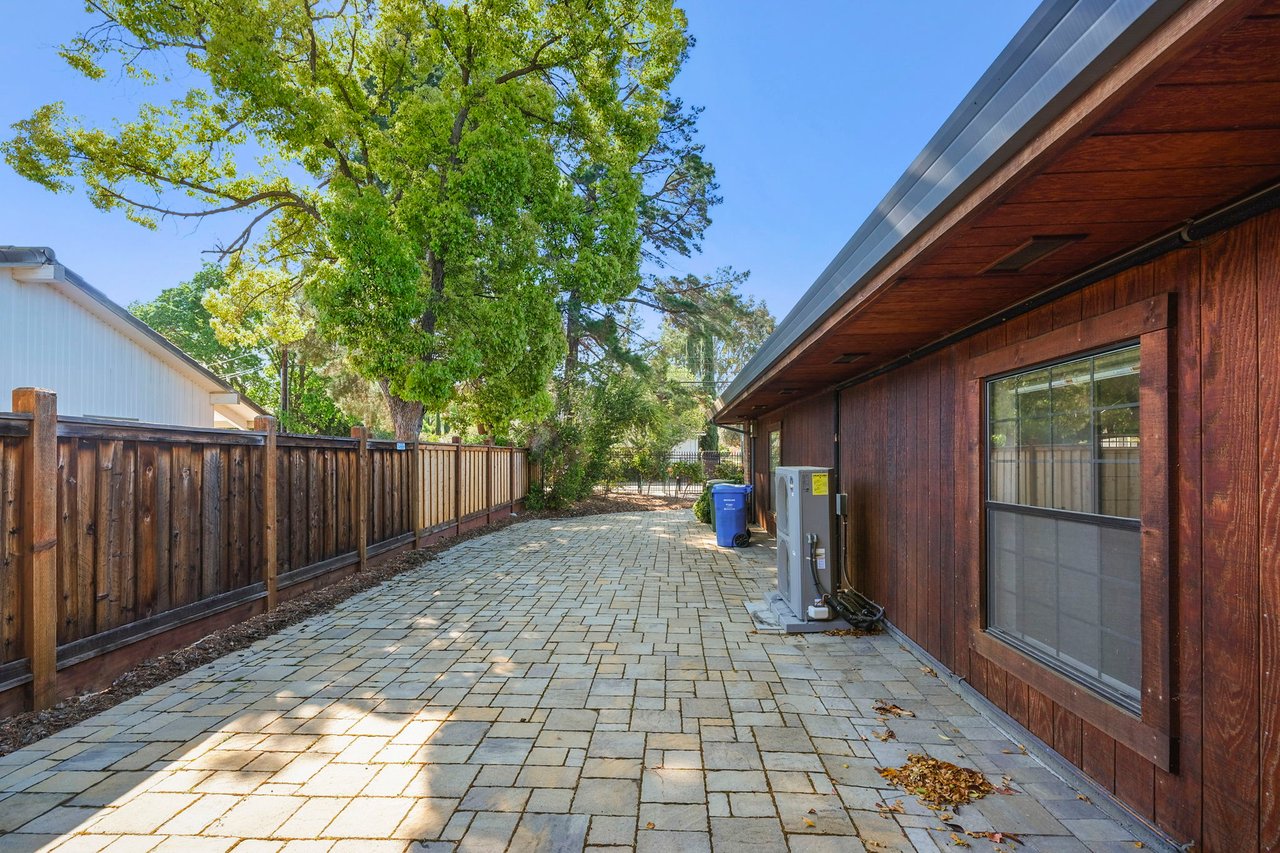 50 Amberwood Ln, Walnut Creek