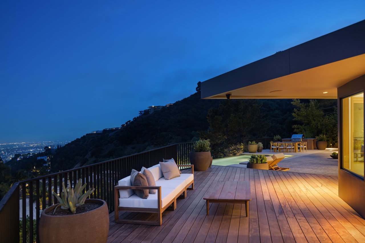 1849 Rising Glen Rd, Sunset Strip