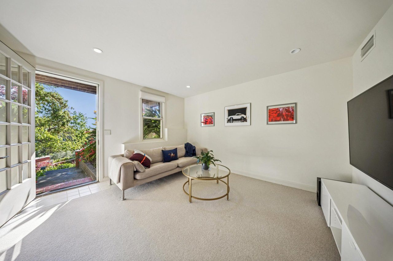 10 Maoli Drive, San Rafael