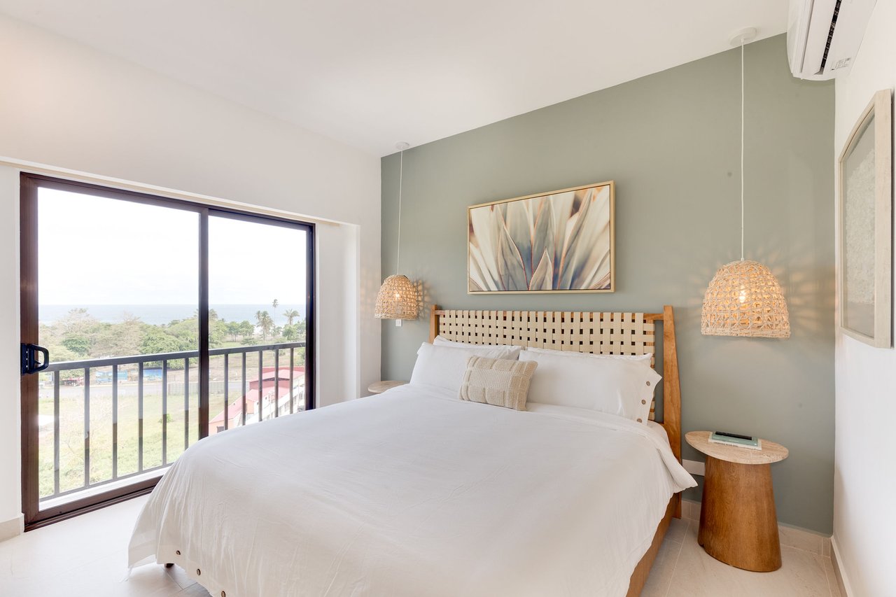 Ocean & Mountain View Modern Beach Condominium 