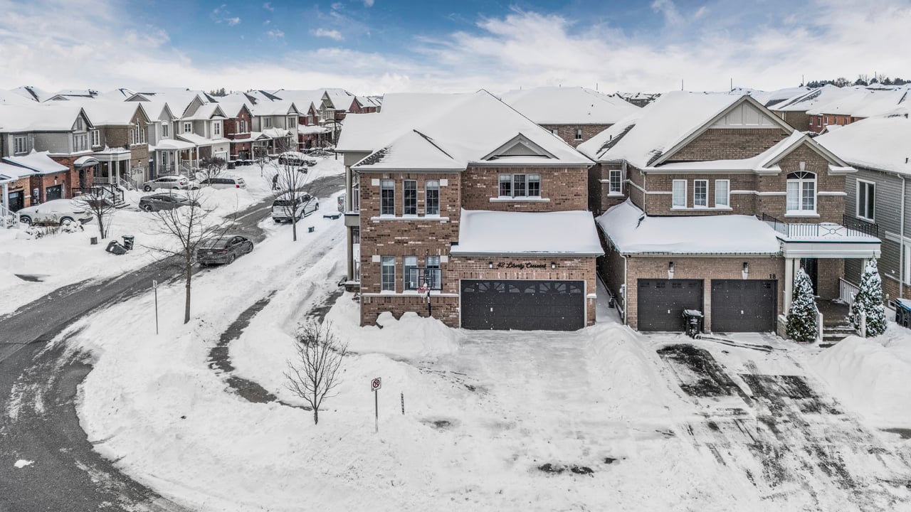 42 Liberty Crescent, Bradford