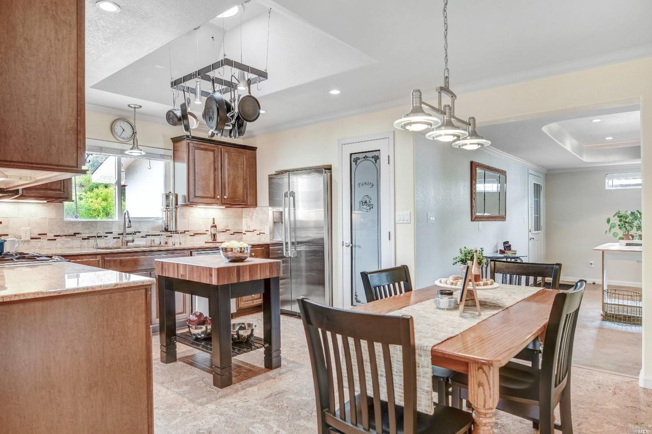 1200 Regina Dr. Napa