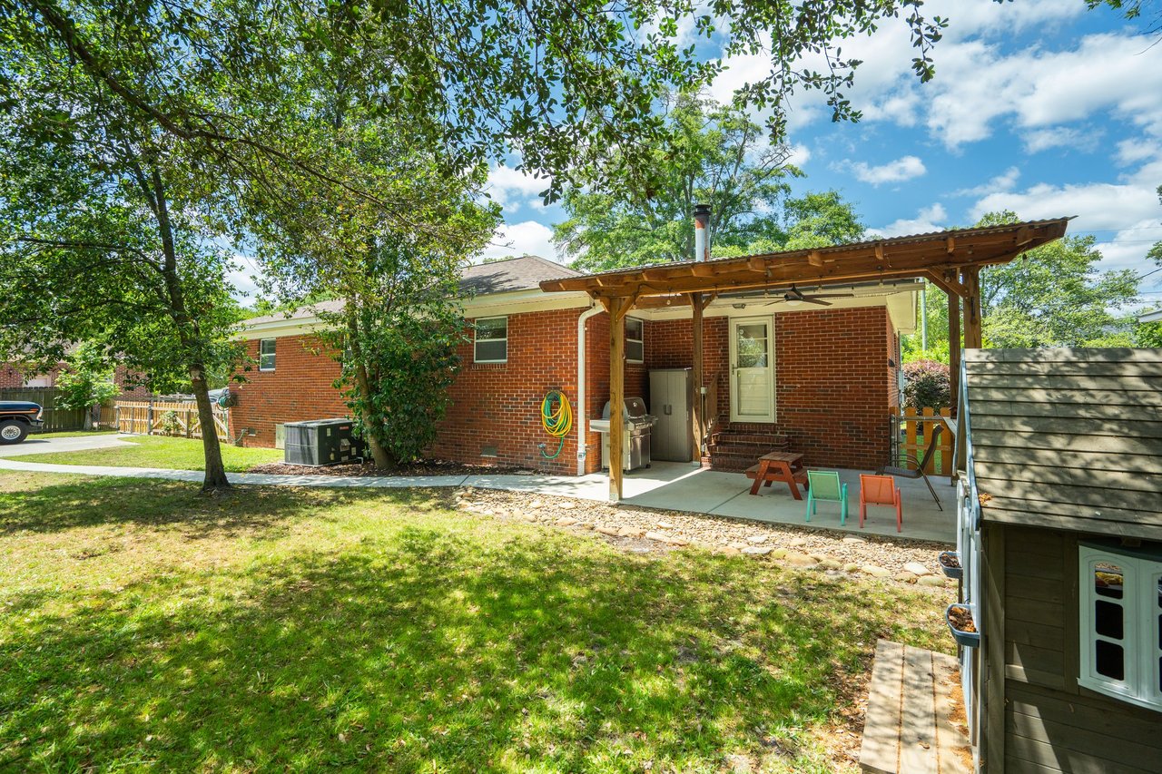 1915 Aichele Drive