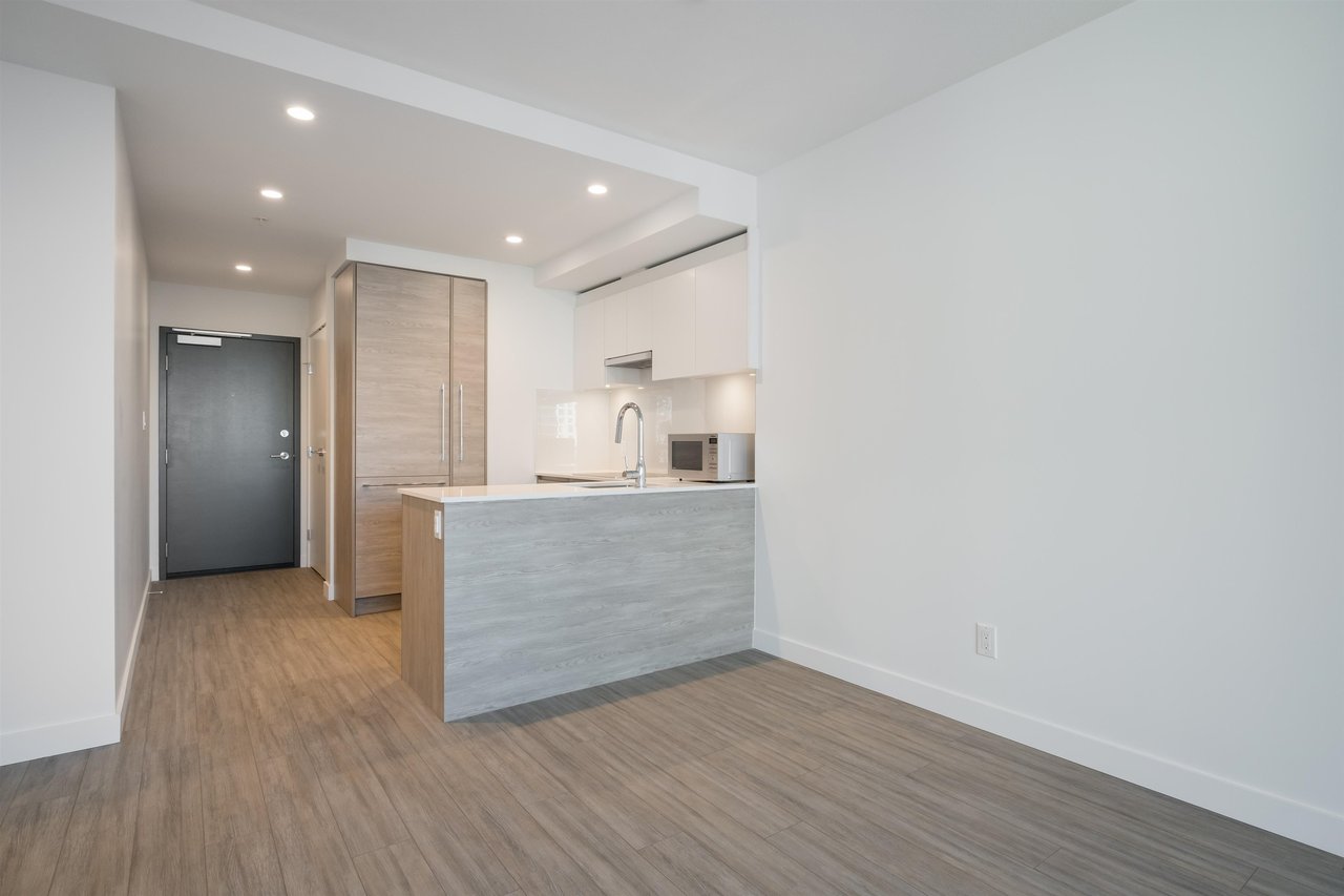 13615 Fraser Hwy, #2308