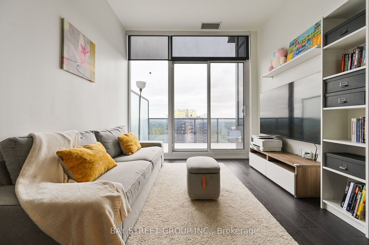 NORTH YORK'S MOST LUXURIOUS PENTHOUSE