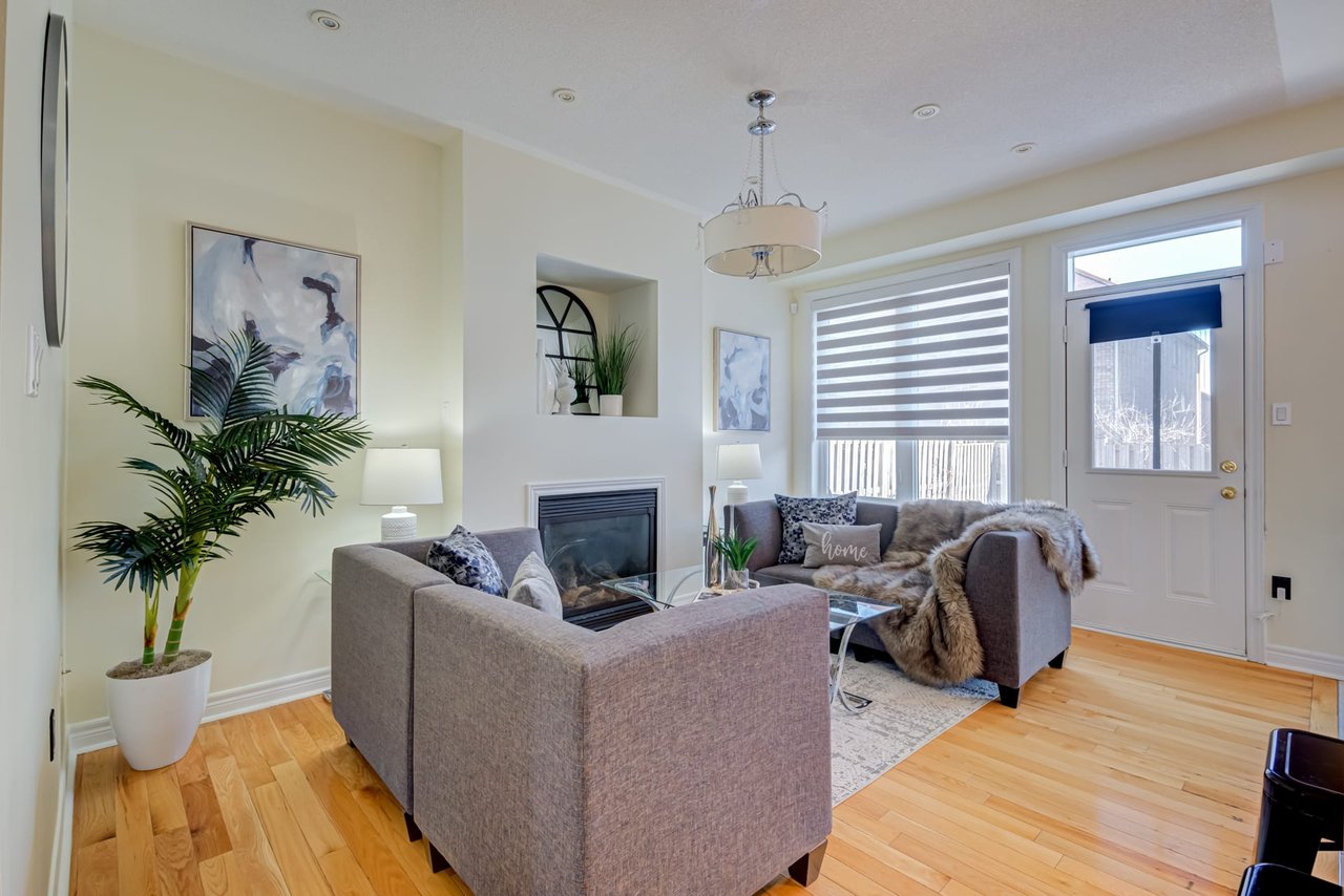 58 Mantle Ave