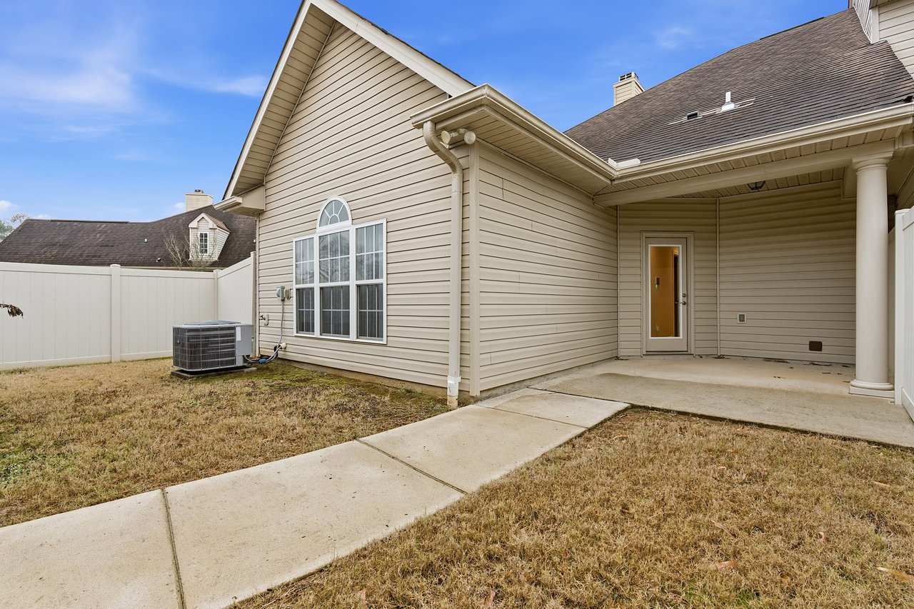 Move-In Ready Townhome with Vaulted Ceilings, Lawn Care & Pool!