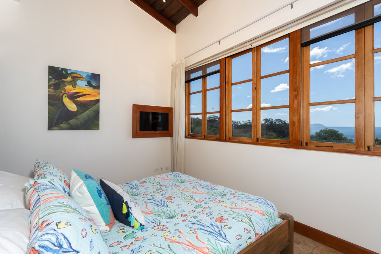 42 Plaza Central | Penthouse Living with Panoramic Ocean Views in Las Catalinas