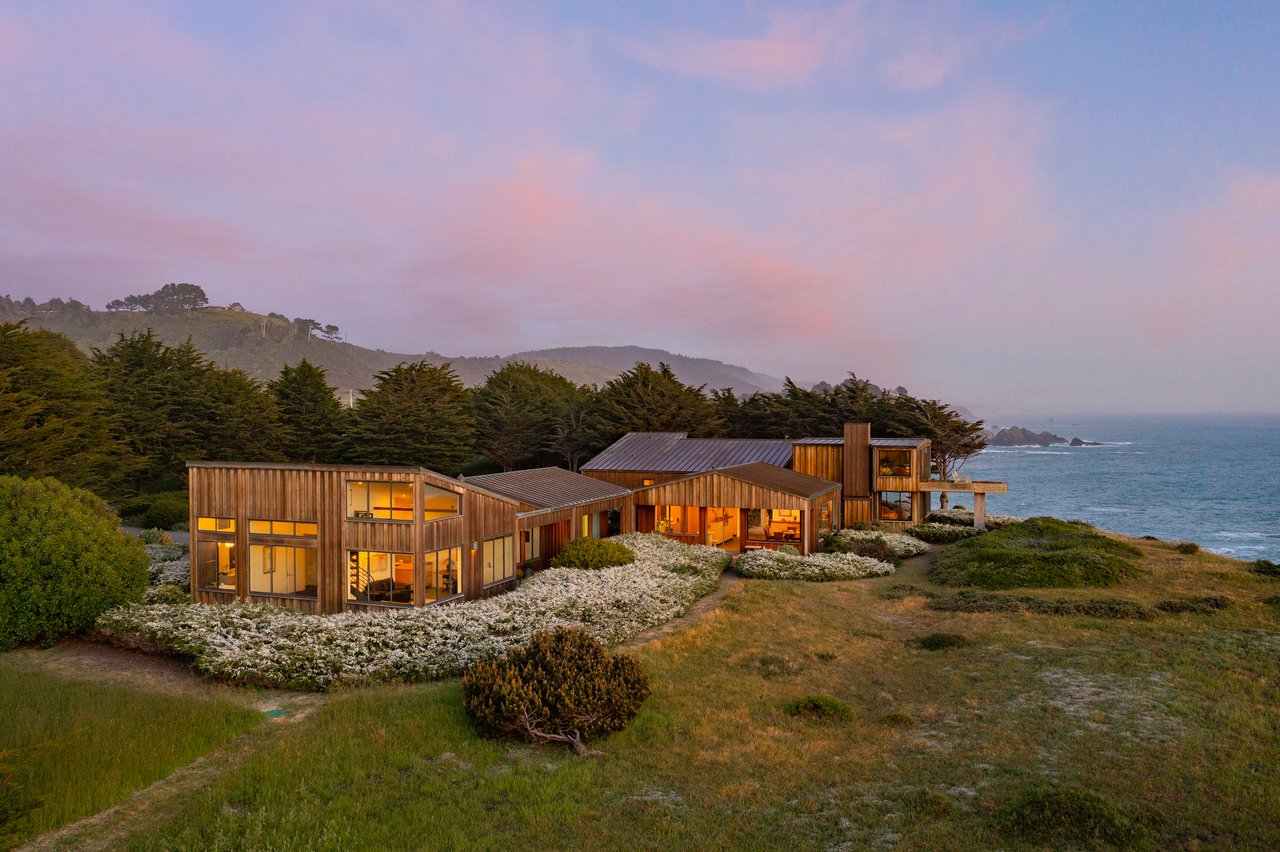 Sea Arches - 7000 S Hwy 1